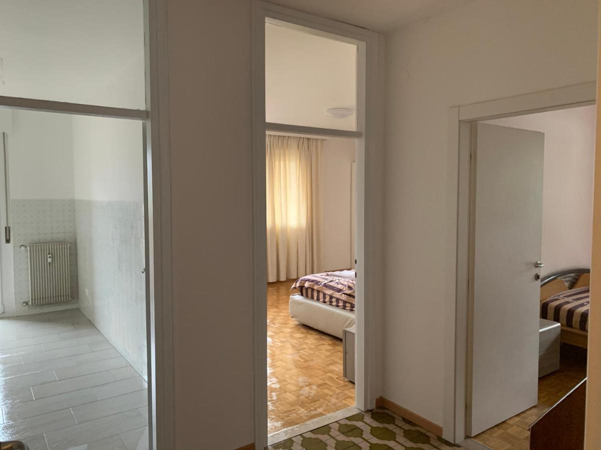 Appartamento Bolzano - Vittorio Veneto - Parcheggio Incluso Екстер'єр фото